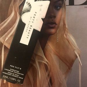 Fenty Pro Filt’r Hydrating Longwear Foundation